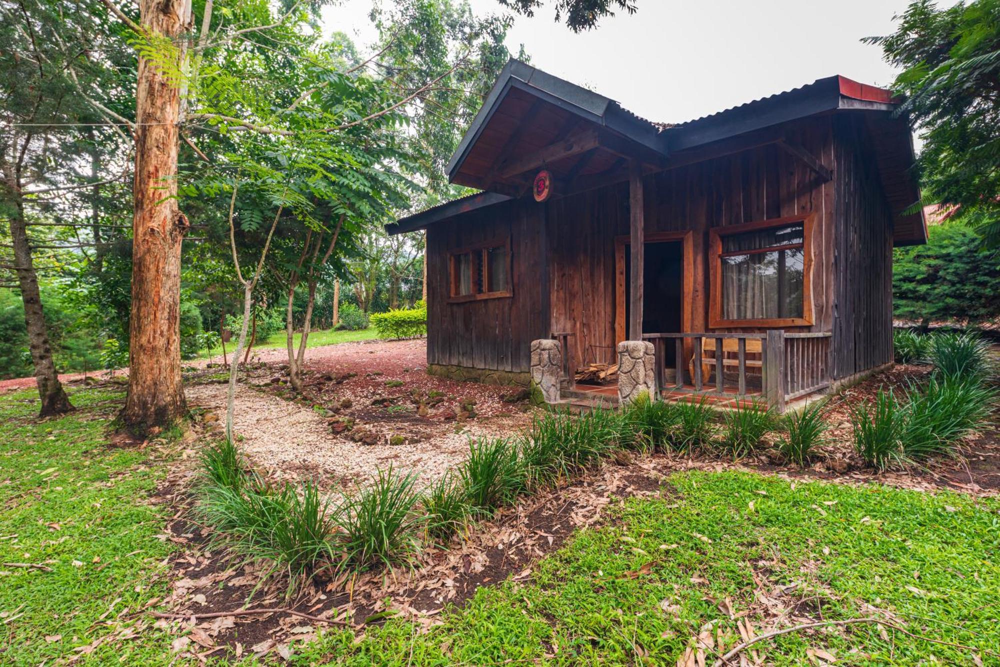 Hotel & Spa Escondite De La Montana Sabana Redonda Экстерьер фото